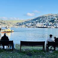 Two Guns in Kingswear