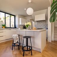 Two Guns in Kingswear