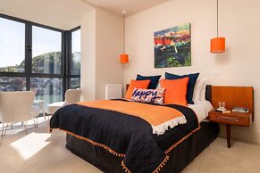 Two Guns in Kingswear