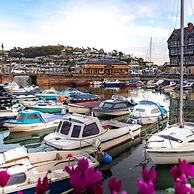 Two Guns in Kingswear