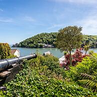 Two Guns in Kingswear