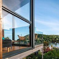 Two Guns in Kingswear