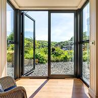 Two Guns in Kingswear