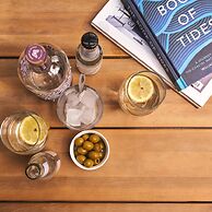 Swallows End in Lower Ashton