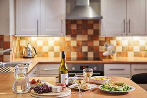 Swallows End in Lower Ashton