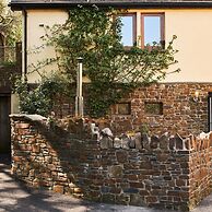 Swallows End in Lower Ashton