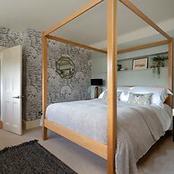 Higher Mapstone in Lustleigh