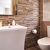 Harbour Breeze in Torquay