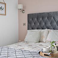 Coombe Bank in Teignmouth