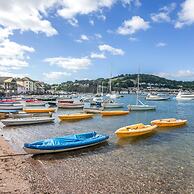 Coombe Bank in Teignmouth