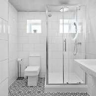 Coombe Bank in Teignmouth