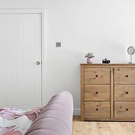 Coombe Bank in Teignmouth