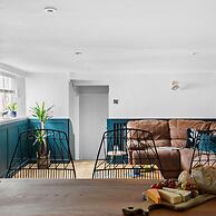 Coombe Bank in Teignmouth