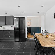 Coombe Bank in Teignmouth