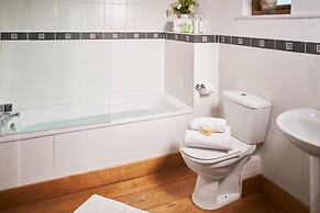 Swifts Return in Lower Ashton