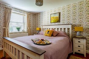 The Cottage in Holcombe