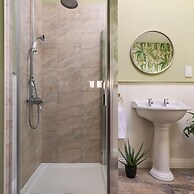 The Cottage in Holcombe