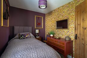 The Cottage in Holcombe