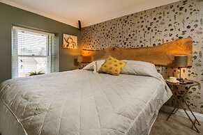 The Cottage in Holcombe