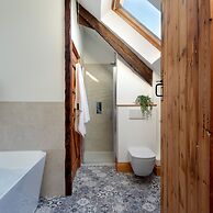 Old Coach House in Berry Pomeroy