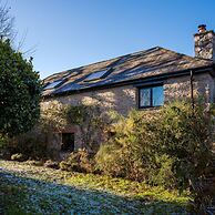 Old Coach House in Berry Pomeroy