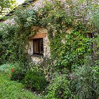 Old Coach House in Berry Pomeroy