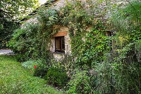 Old Coach House in Berry Pomeroy