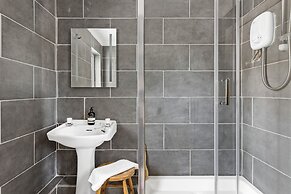 Bramblewood in Maidencombe