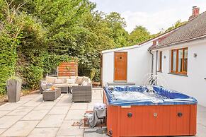 Bramblewood in Maidencombe