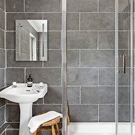 Bramblewood in Maidencombe