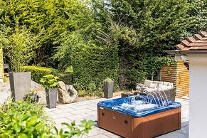 Bramblewood in Maidencombe