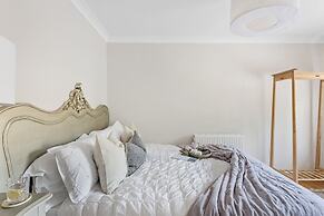 Bramblewood in Maidencombe