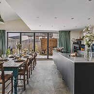 Heron House - Luxury Grand Designs Eco-home