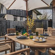 Heron House - Luxury Grand Designs Eco-home