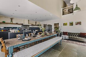 Heron House - Luxury Grand Designs Eco-home