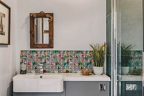 Heron House - Luxury Grand Designs Eco-home