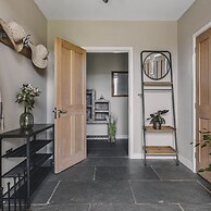 Heron House - Luxury Grand Designs Eco-home