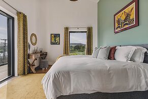 Heron House - Luxury Grand Designs Eco-home