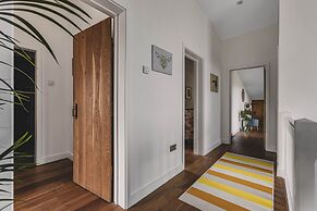 Heron House - Luxury Grand Designs Eco-home