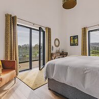 Heron House - Luxury Grand Designs Eco-home