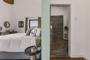 Heron House - Luxury Grand Designs Eco-home