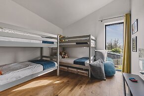 Heron House - Luxury Grand Designs Eco-home