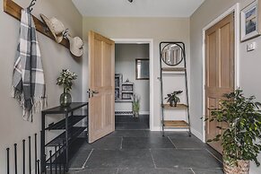 Heron House - Luxury Grand Designs Eco-home