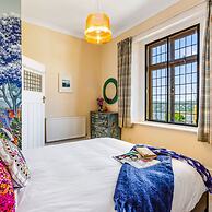 Vane Tower- Historic Retreat With Panoramic Sea Views