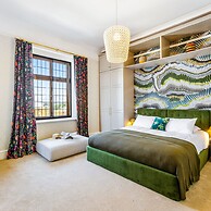 Vane Tower- Historic Retreat With Panoramic Sea Views