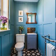 Vane Tower- Historic Retreat With Panoramic Sea Views