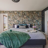 The Curlews in Bishopsteignton