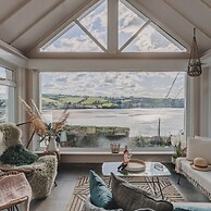 The Curlews in Bishopsteignton