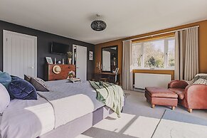 The Curlews in Bishopsteignton