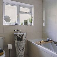 The Curlews in Bishopsteignton